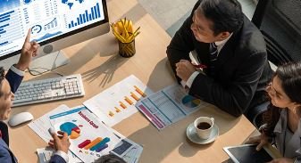 📘 Strategic Thinking and Business Acumen