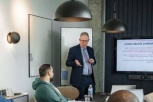 📘 Procurement and Purchasing Strategies