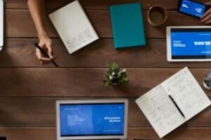 📘 Managing Stakeholders: Strategies for Engagement and Influence